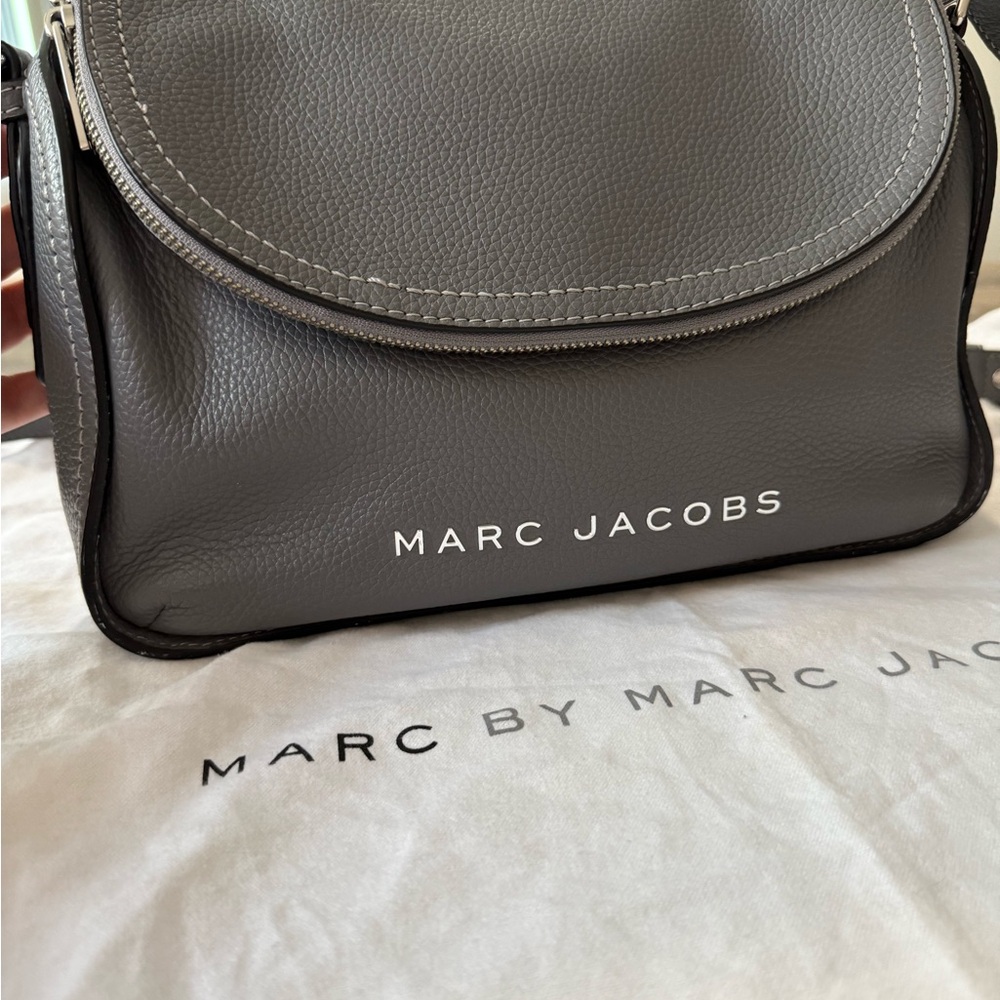 Marc Jacobs The Groove Messenger Bag